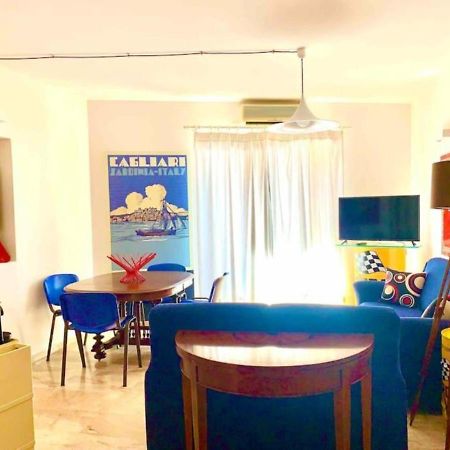 Appartamento Cagliari Centro Con Vista Sul Porto Екстер'єр фото